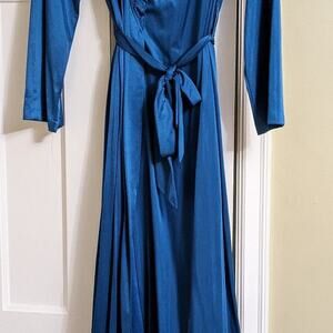 Vintage Shadowline Negligee and Robe